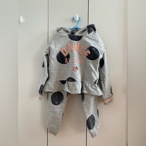 Marks and Spencer sweatshirts and sweatpants set 5-6T